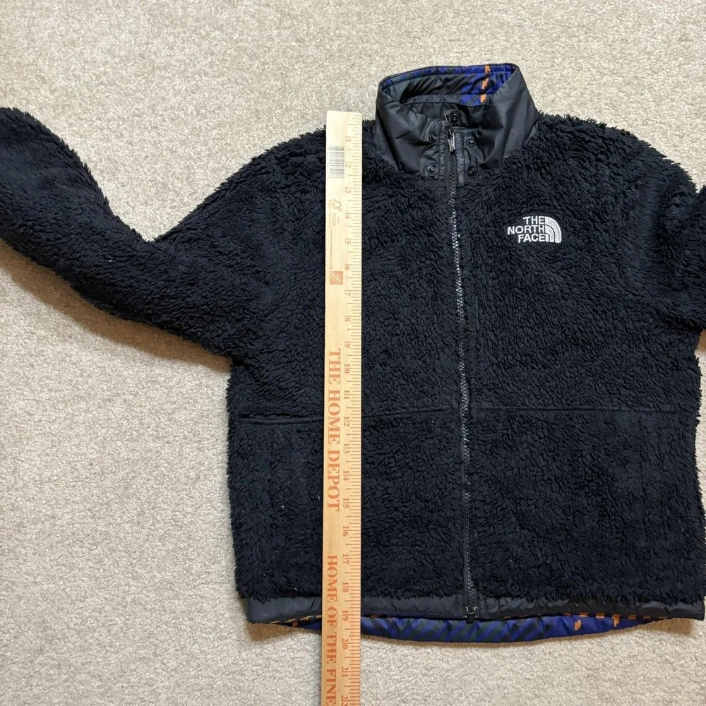 The North Face Jacket Boys Small 7/8 Blue Plaid Reversible Sherpa Puffer Outdoor